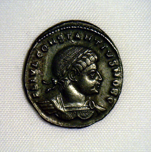 Bronze Coin - AE3/4, Constantius II     c 324-337 AD