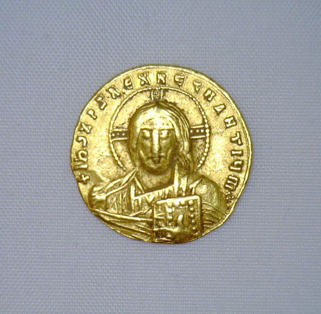 Gold Solidus - Bust of Haloed Christ, 2 Emperors    c 913-959 AD