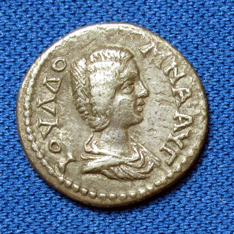 c 193-217 AD - JULIA DOMNA, Silver Drachm, Rare Colonial Issue