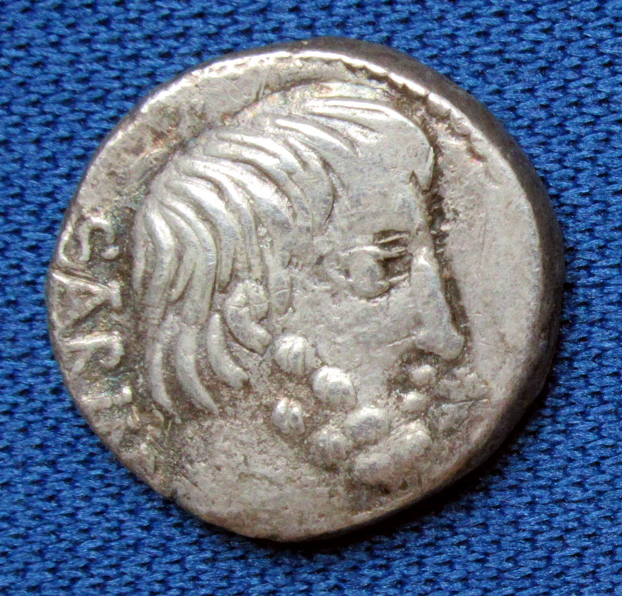 89 BC - ROMAN REPUBLIC -Silver Denarius - King Tatius/Victory