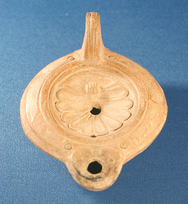 A Signed Terracotta Oil Lamp - Scallop Shell, c 1st-2nd Cent AD